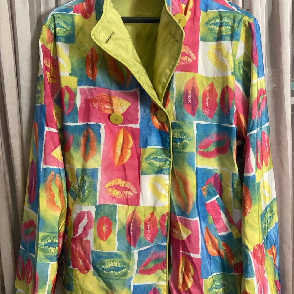 Mycra Pac Multicolor Lip Print Women's Blazer